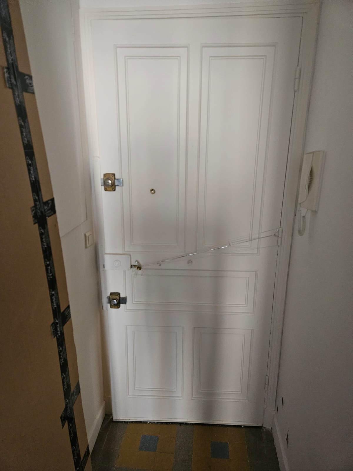 Porte avant intervention